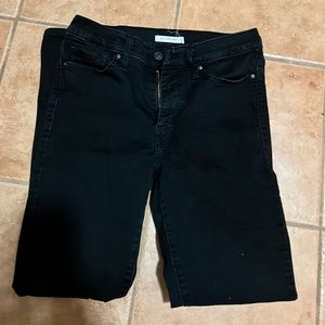 Women’s Levi’s shopping skinny 311 waist 29 length 30 black